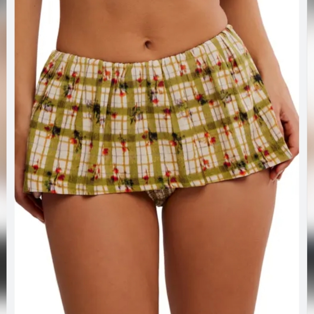 FREE -EST SHANON PRINTED SKORT BIKINI BOTTOM IN REBEL PLAID /SZ:LARGE